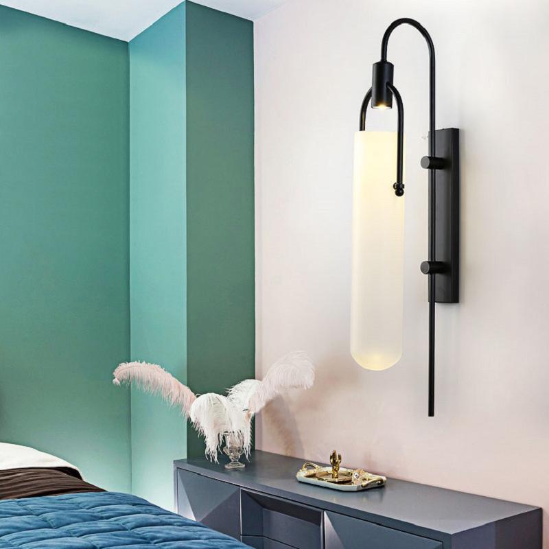 Arc Wall Lamp