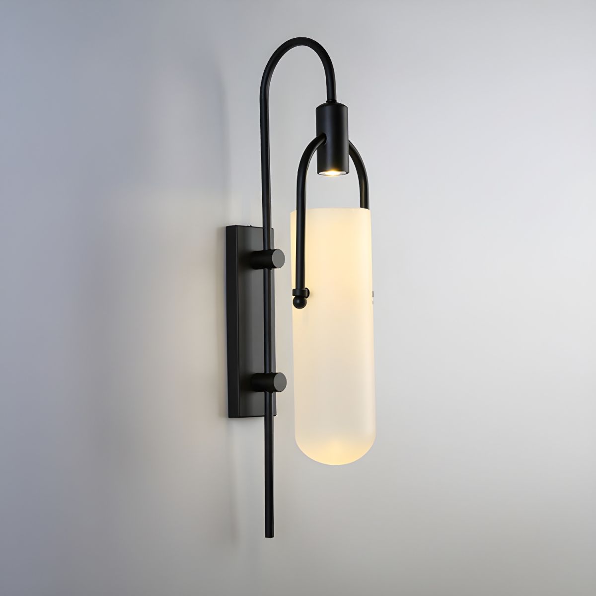 Arc Wall Lamp