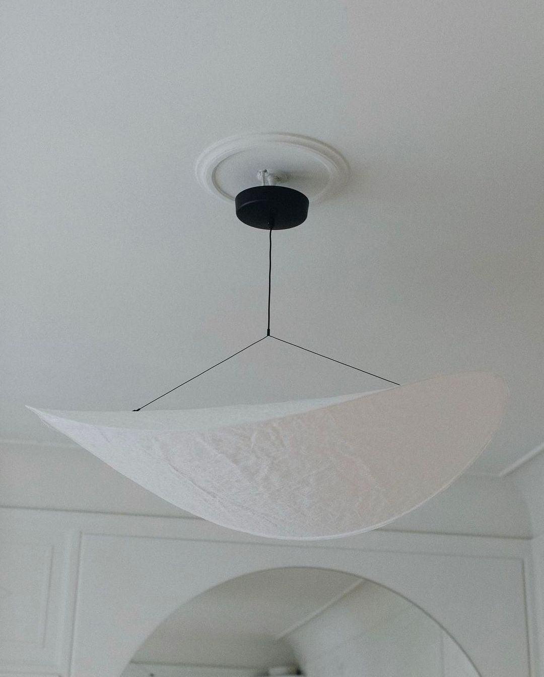 Tense Pendant Light